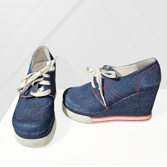 Rampage Shoes - Vintage RAMPAGE Platform Chunky Blue Jean Denim runners with laces & square toe